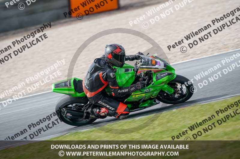 donington no limits trackday;donington park photographs;donington trackday photographs;no limits trackdays;peter wileman photography;trackday digital images;trackday photos